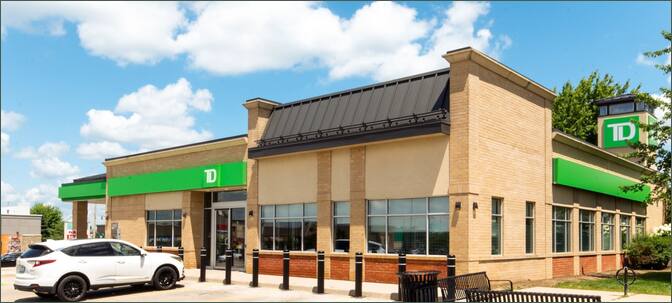                         	Clairfield Commons
                        