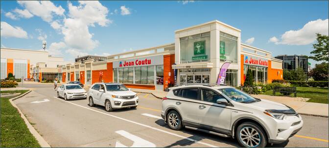                         	Carrefour St-Hubert
                        