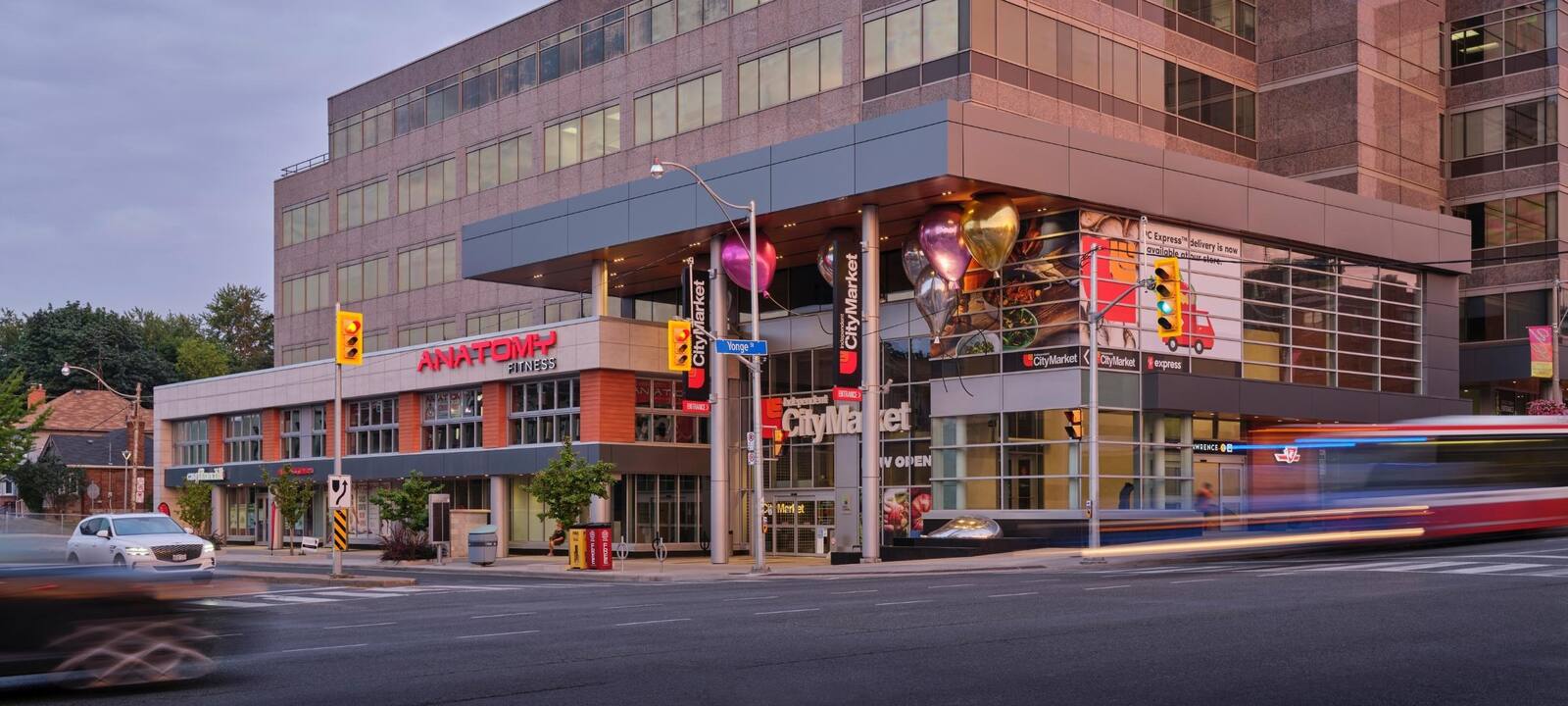 Fitness store yonge online street