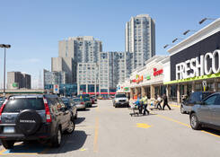 
                                	        Midland Lawrence Plaza
                                    