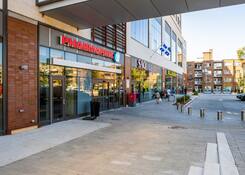 
                                	        Centre Commercial Wilderton
                                    
