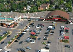 
                                	        Parkway Mall
                                    