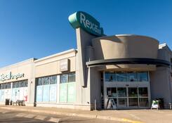 
                                	        Credit Valley Town Plaza
                                    