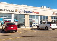 
                                	        Credit Valley Town Plaza
                                    