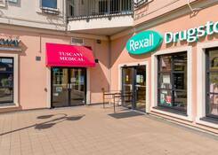 
                                	        Tuscany Village Shopping Centre
                                    
