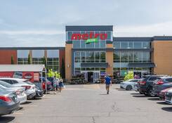 
                                	        Centre commercial Beaconsfield
                                    