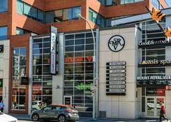 
                                	        Mount Royal Village
                                    