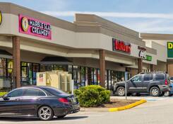 
                                	        Langley Crossing Shopping Centre
                                    