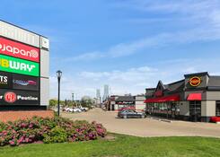 
                                	        Longstreet Shopping Centre
                                    