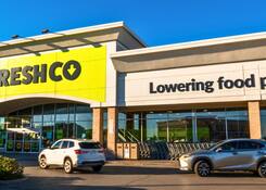 
                                	        Steeple Hill Shopping Centre
                                    