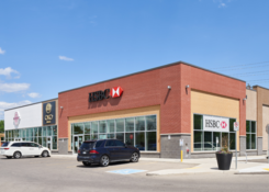 
                                	        Shops of Oakville South: Shops at Oakville South Slider 6
                                    